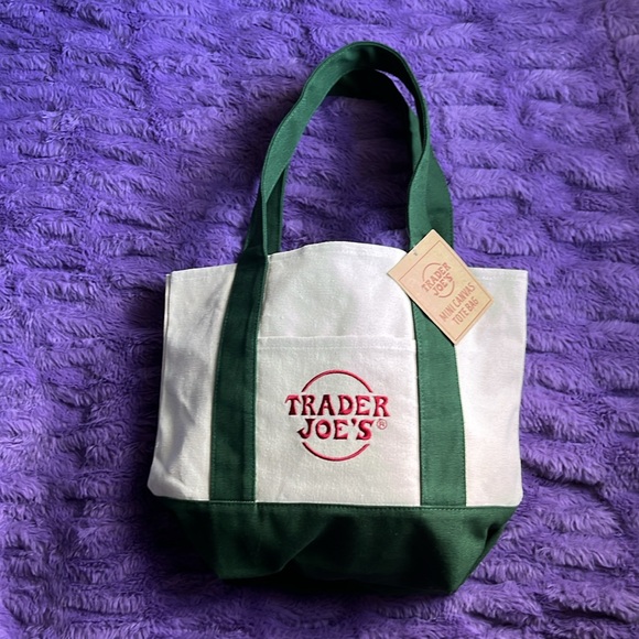 Trader Joe’s Handbags - Viral! Trader Joe’s mini canvas bag green NWT